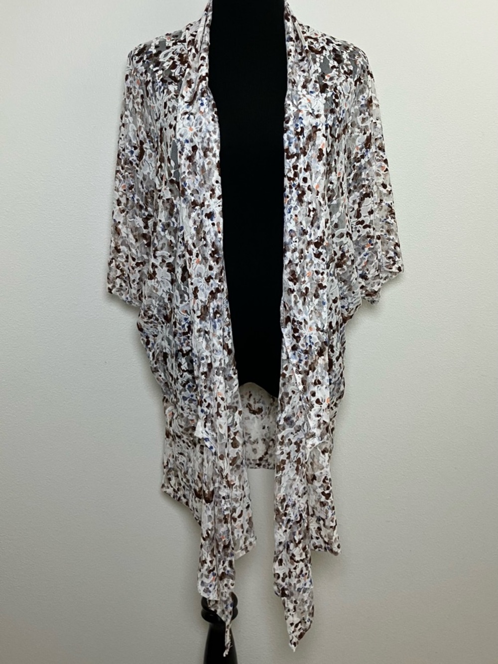 Torrid | Lacey White Draped Kimono Cardigan with Brown & Blue Abstract Print